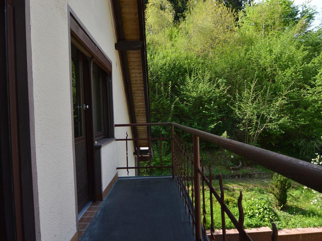 Holiday Home With Garden In Hellenthal Eifel Eksteriør billede